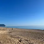 Σπίτι διακοπών I Giardini Del Conero Con Ombrellone In *