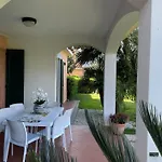 I Giardini Del Conero Con Ombrellone In *