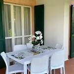 I Giardini Del Conero Con Ombrellone In