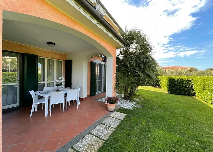 I Giardini Del Conero Con Ombrellone In Дом отдыха